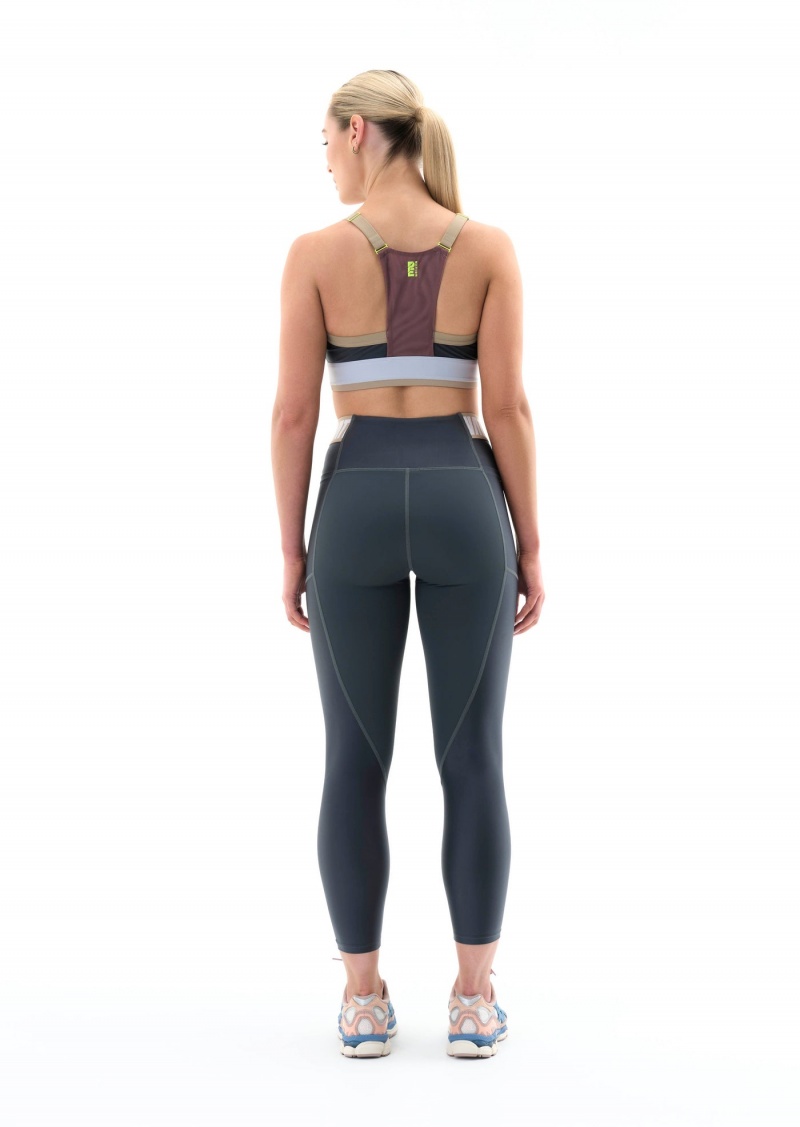 Dark Shadow P.E Nation Terrain Sports Bra | IBOTGZY-40